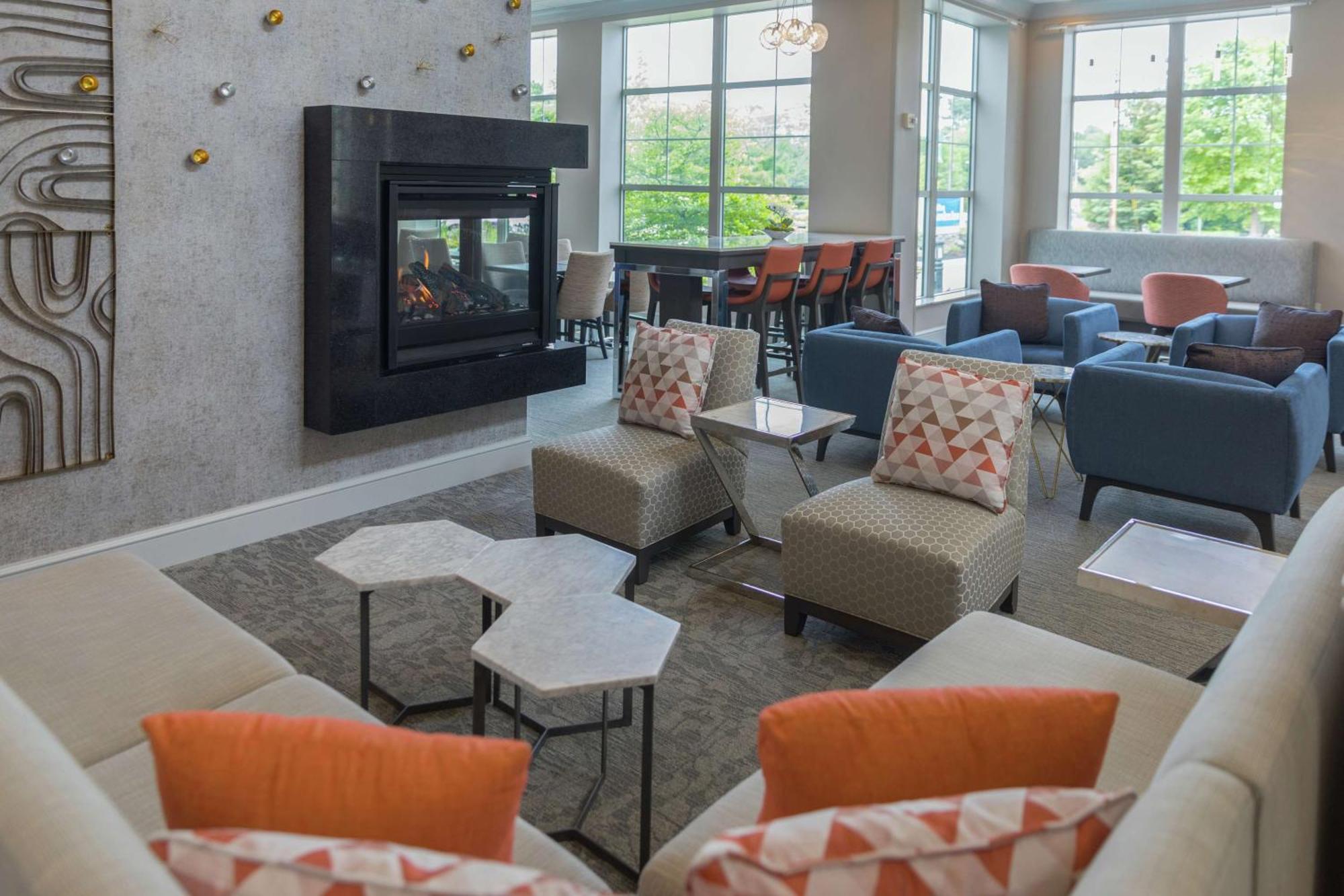 Hilton Garden Inn Freeport Downtown Buitenkant foto